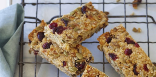 Cranberry-apricot-muesli-ba_6a59_header
